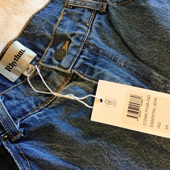 Rhythm Essential Relaxed Fit Blue Jeans 36’ waist size 18-20 (XL) NWT MSRP $68 - Picture 3 of 7